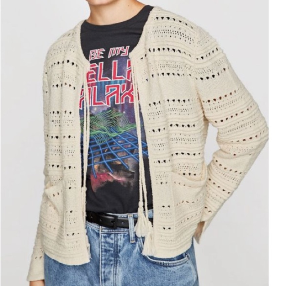 ZARA Knit Pompom Jacket in Ecru Textured Knit Cardigan - Tassels & Front Pockets